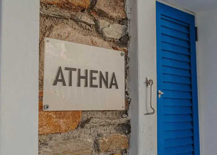 Crown Luxurious Residences, Kythnos