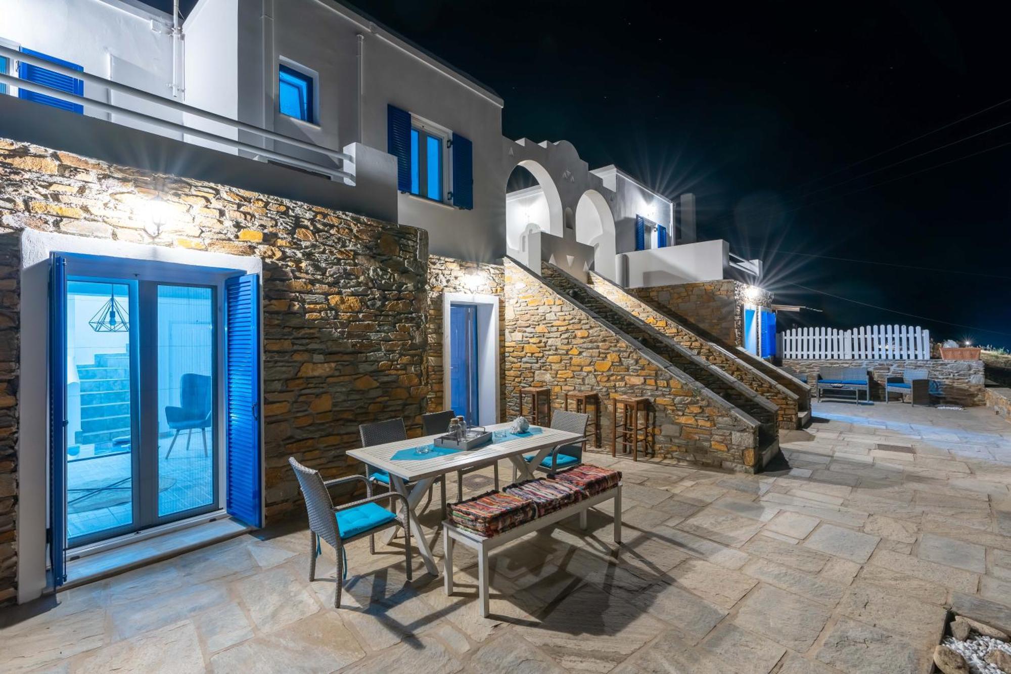 Crown Luxurious Residences, Villa