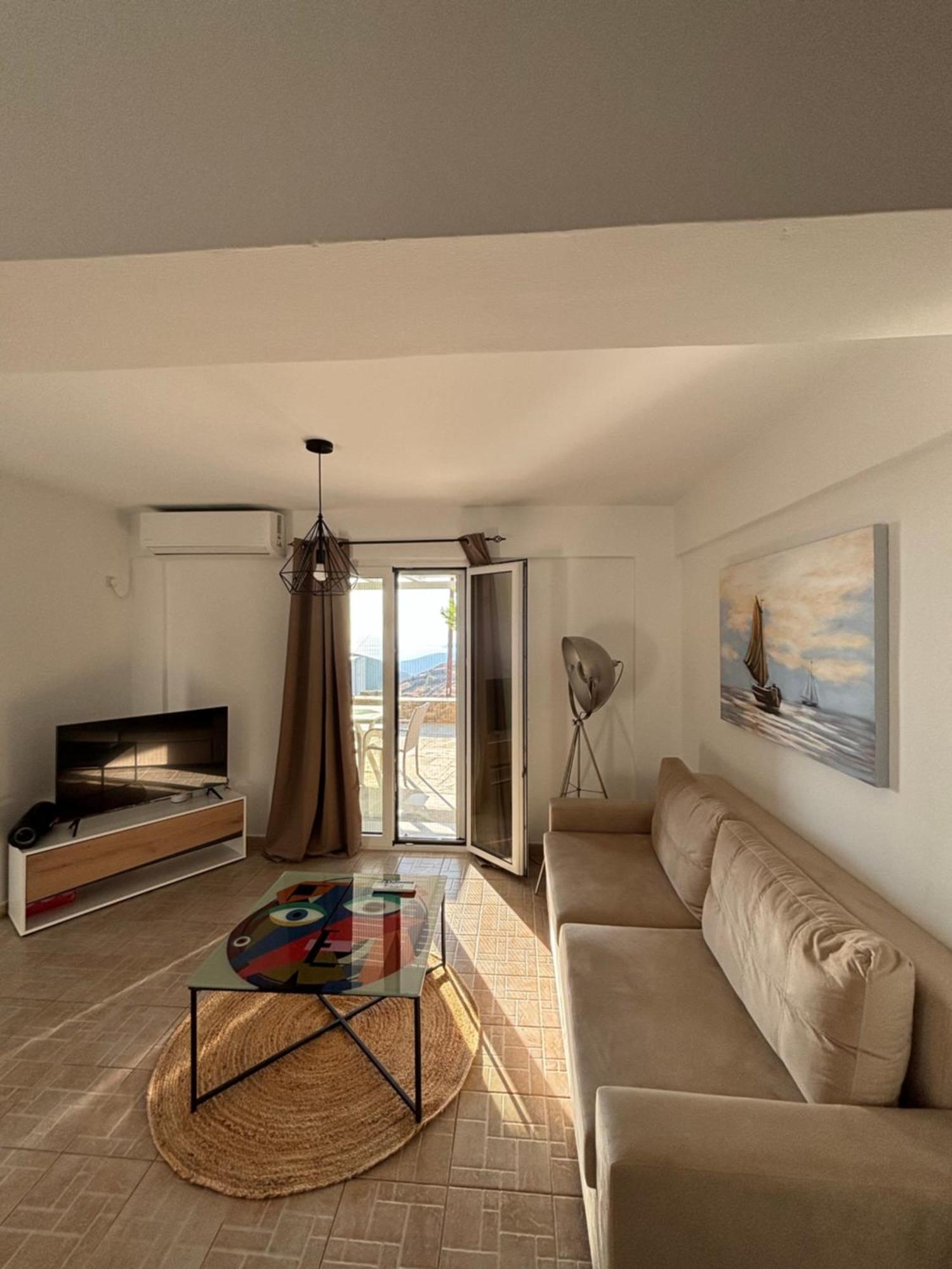 Crown Luxurious Residences, Villa *