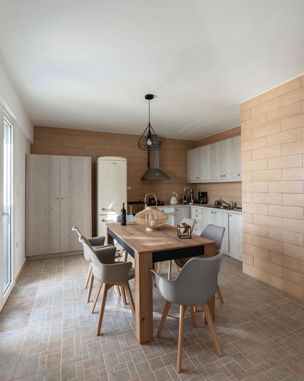 Crown Luxurious Residences, Villa