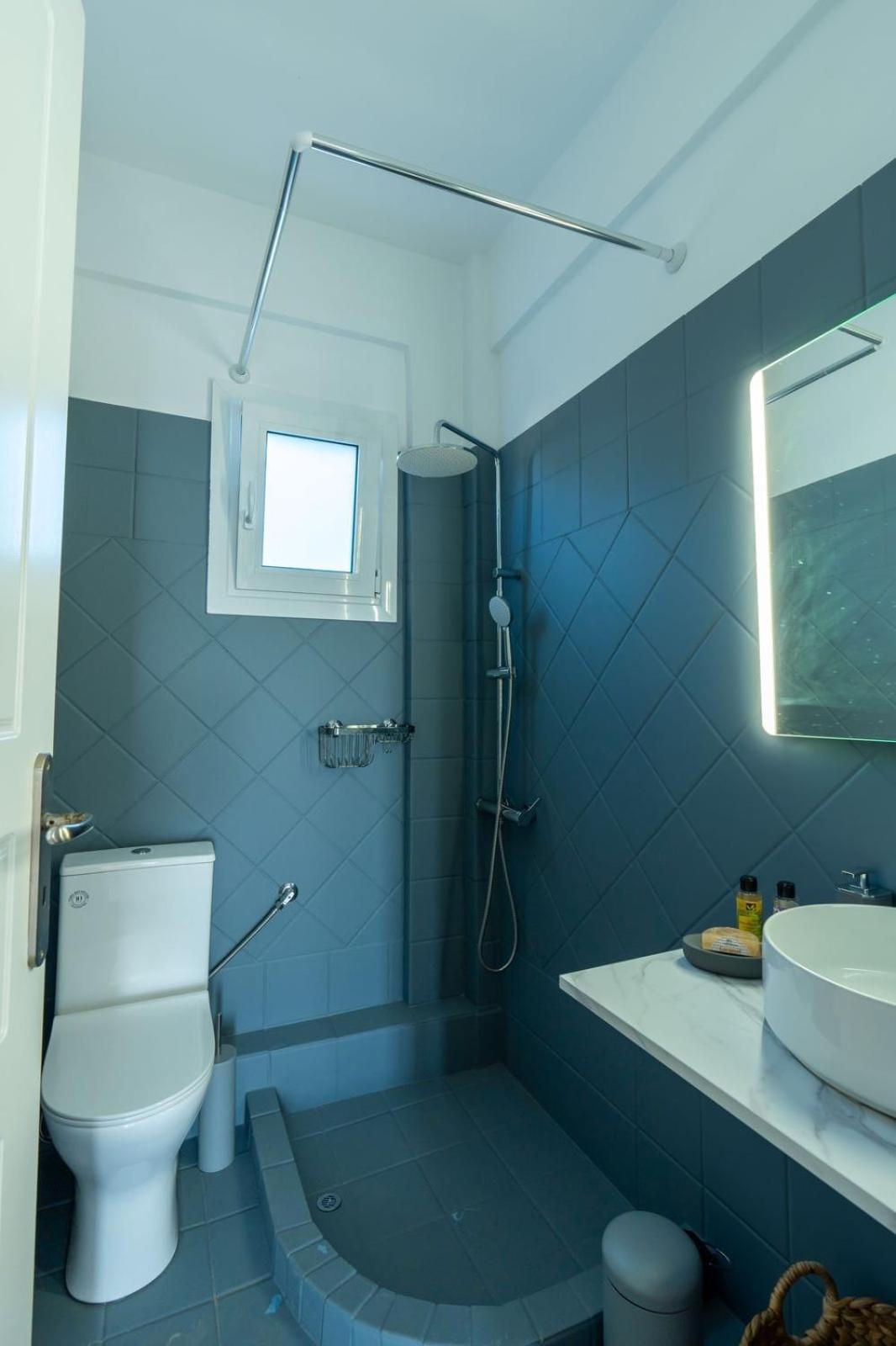 Crown Luxurious Residences, Villa Kythnos