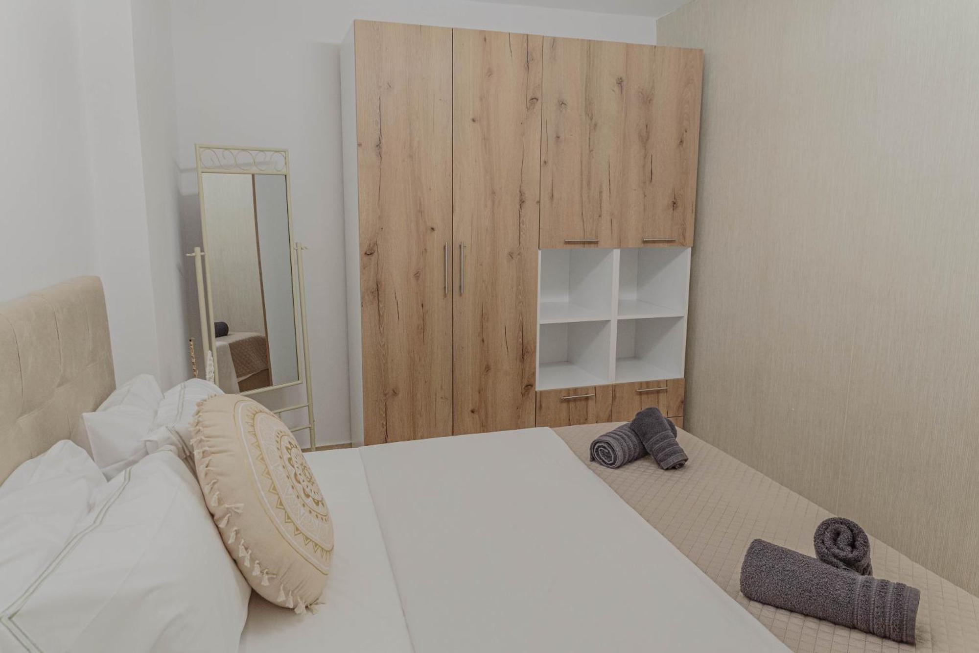 Crown Luxurious Residences, *